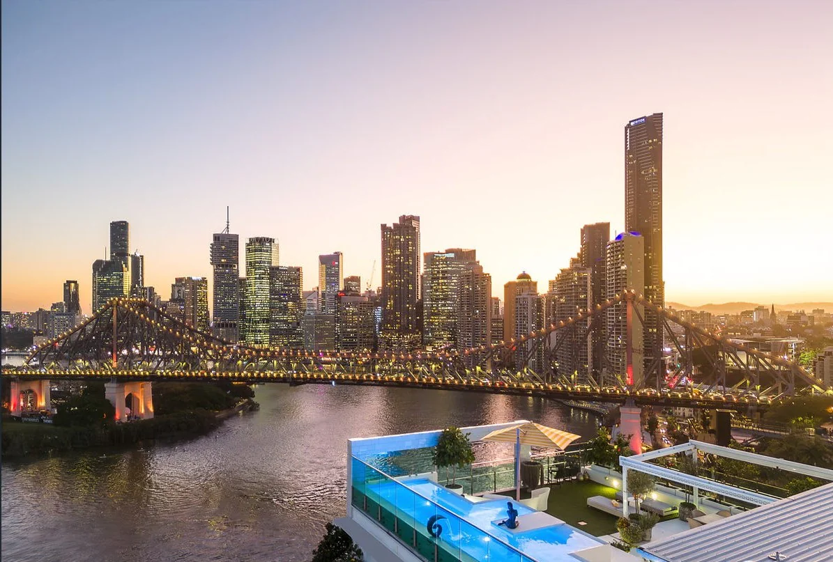 Spruiker vs Buyer’s Agent: The Real Cost of “Free” Property Advice